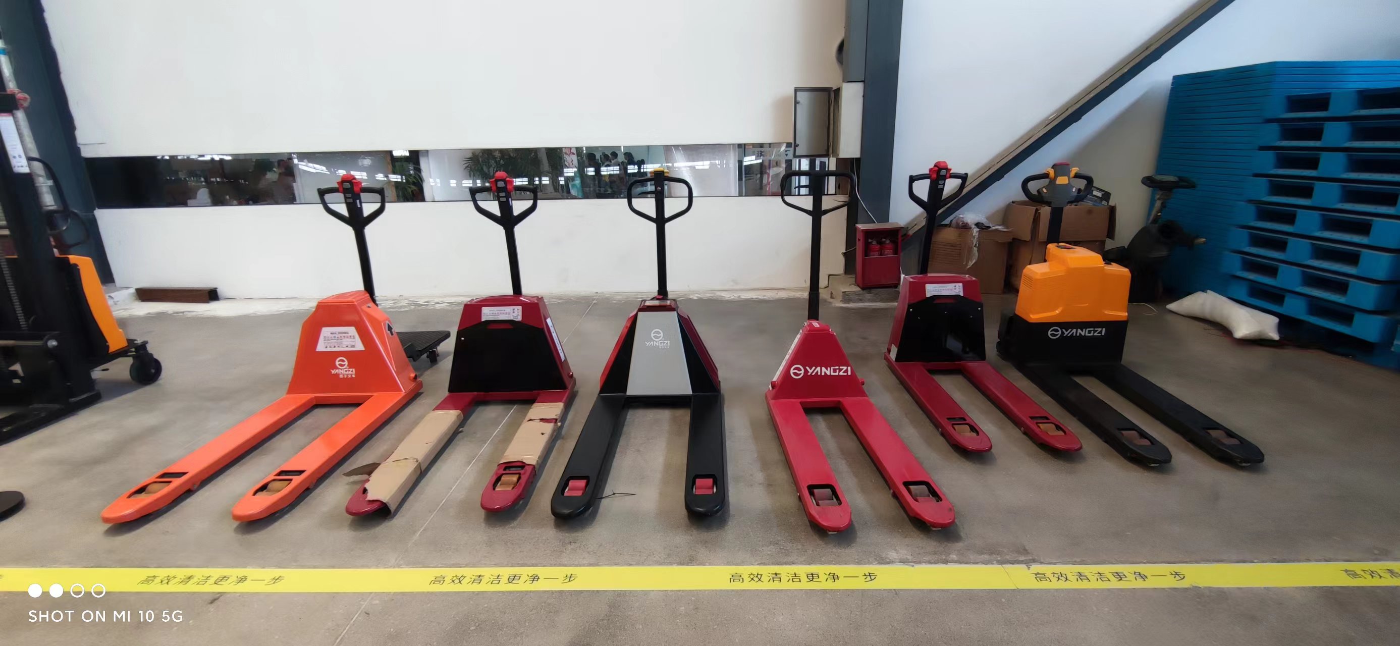 如何保養護電動搬運車的輪胎？